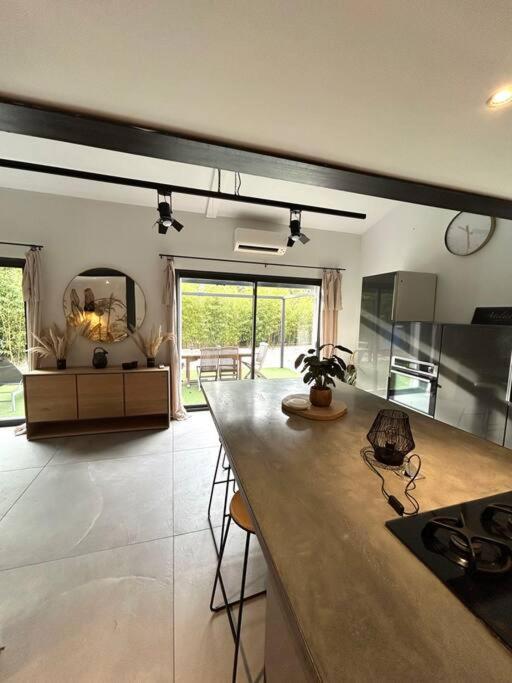 Superbe Maison Avec Jacuzzi Ventabren Exterior photo